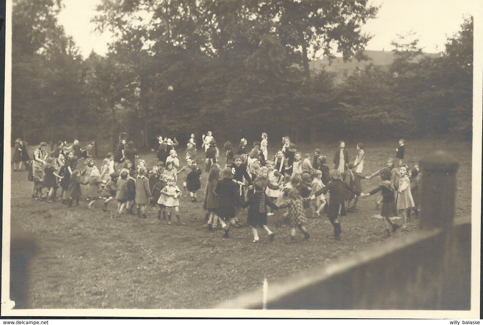 Photo Gilly - Haies  Ecole Elèves Qui Dansent    14 X 9,5 Cm - Charleroi