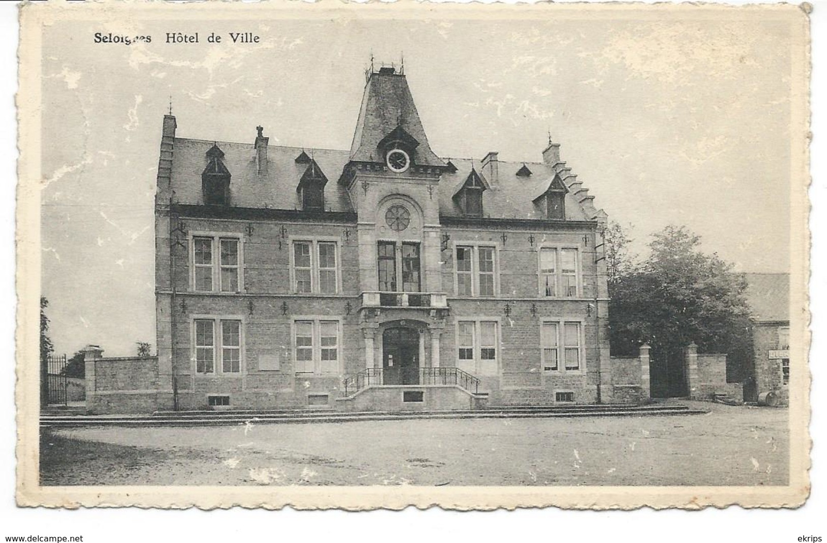 Seloignes. Hôtel De Ville - Momignies