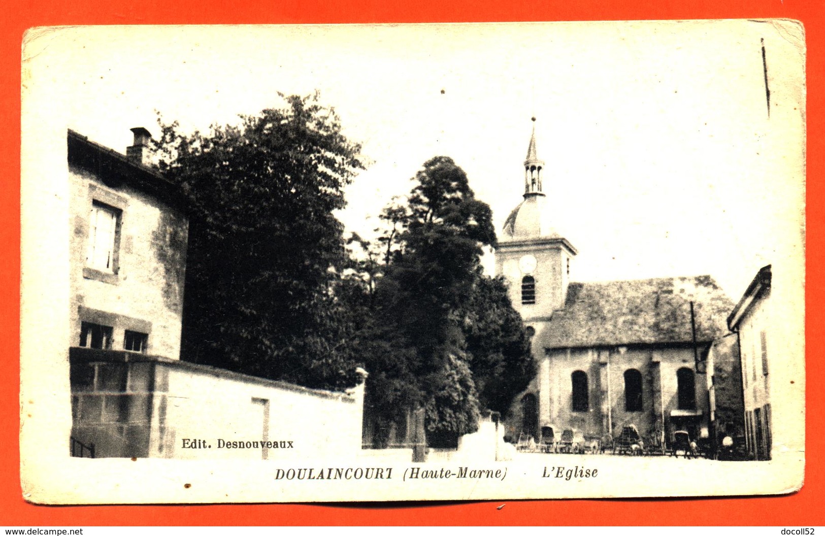 CPA 52 Doulaincourt " L'église " - Doulaincourt