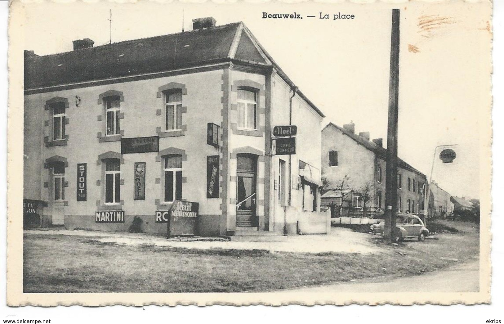 Beauwelz .--La Place - Momignies