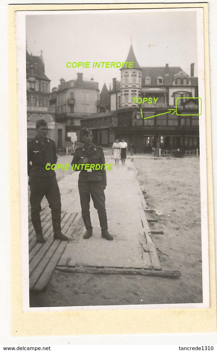 WW2 PHOTO ORIGINALE Soldats Allemands Plage De DEAUVILLE Près Trouville Sur Mer Lisieux Villers Sur Mer CALVADOS 14 - 1939-45