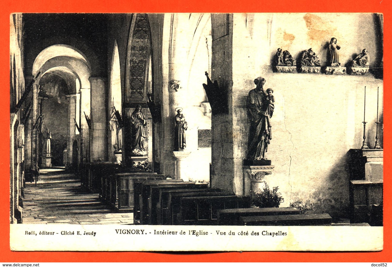 CPA 52 Vignory " Intérieur De L'église - Vue Du Coté Des Chapelles " - Vignory