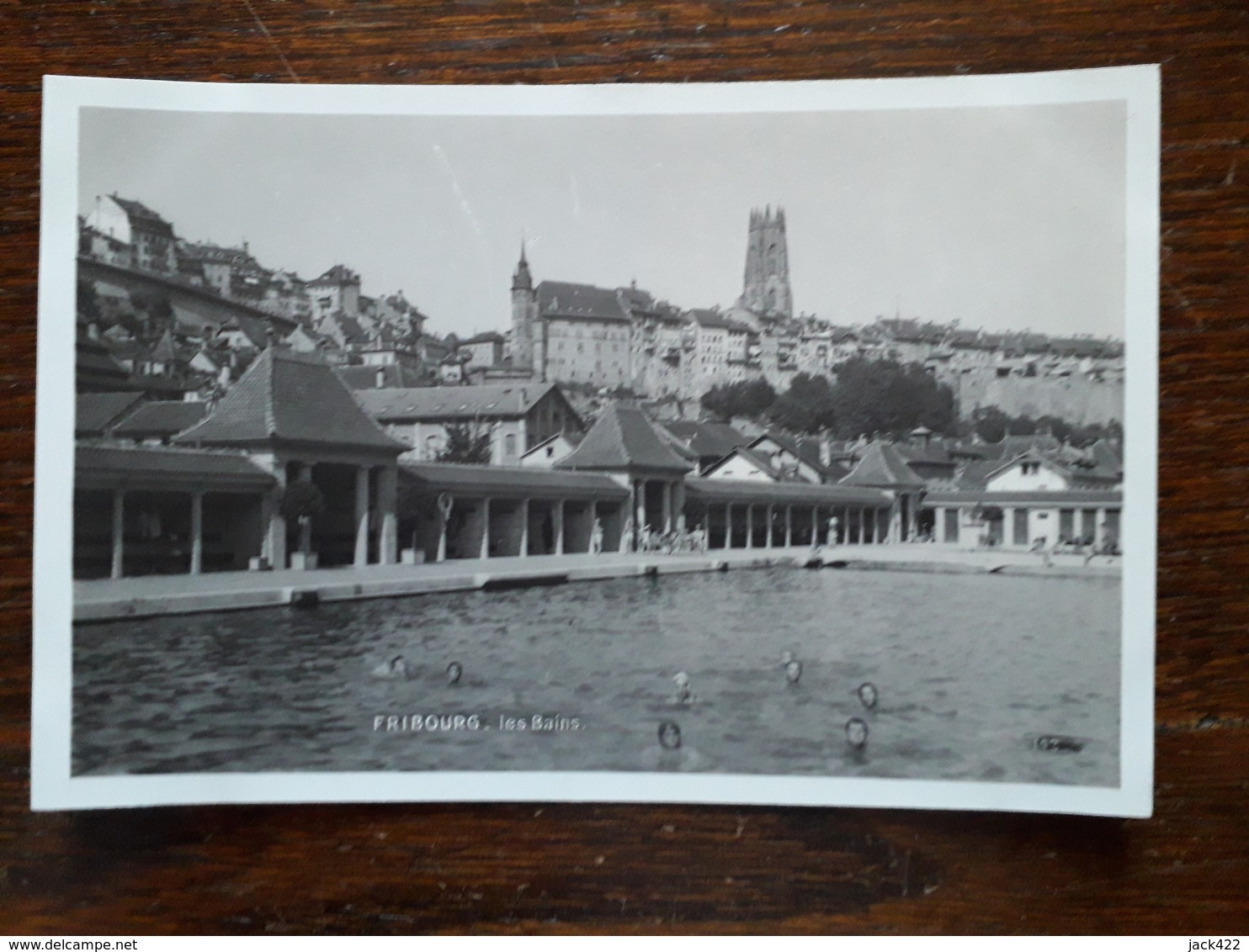 L17/39 Suisse. Fribourg. Les Bains - Fribourg