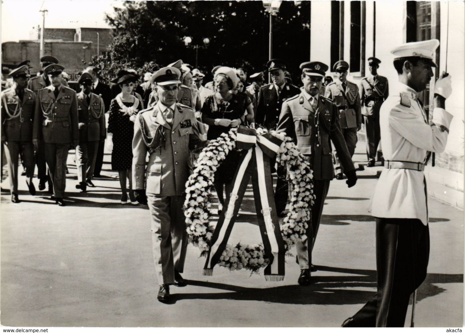 CPM HM De Koningin En ZKH Prins Bernhard DUTCH ROYALTY (820898) - Familles Royales