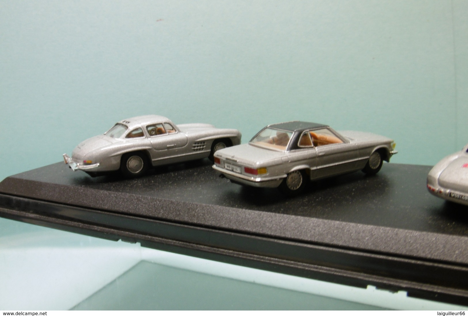 Schuco - Coffret 4 Voitures MERCEDES BENZ 280SL + 300SL Carrera + 560SL + 300SL Gullwing 1/72 - Scale 1:72