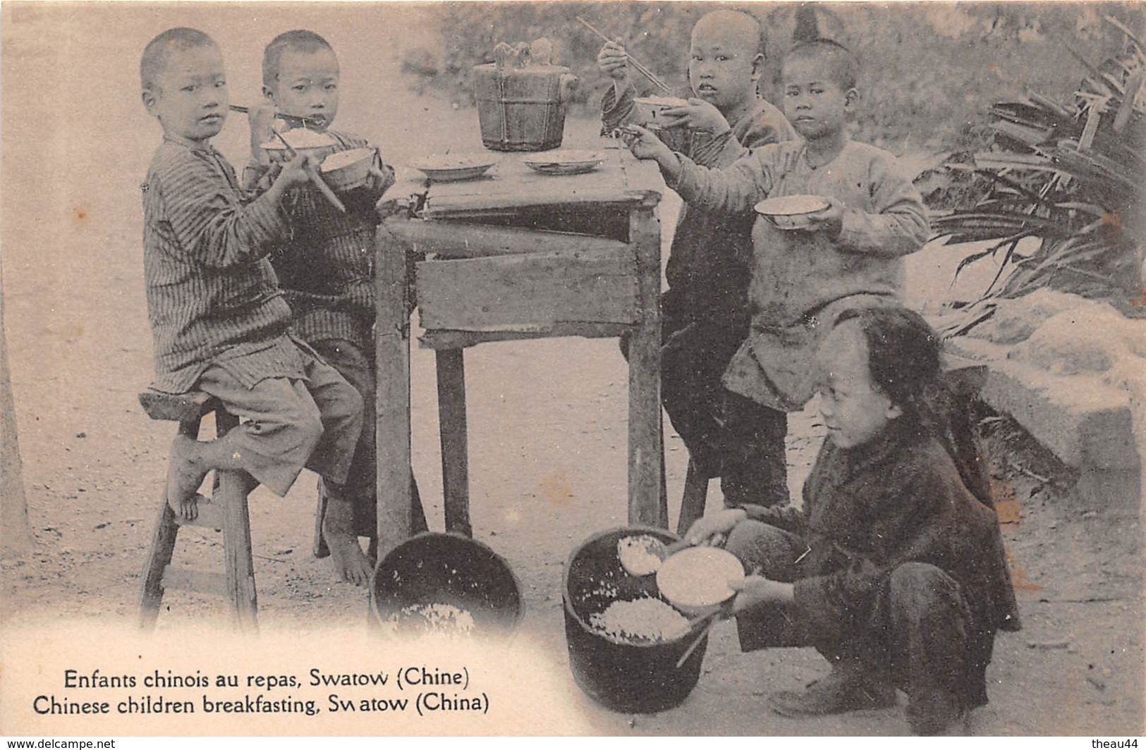 ¤¤  -  CHINE  -  SWATOW   -  Enfants Chinois Au Repas   -  ¤¤ - China