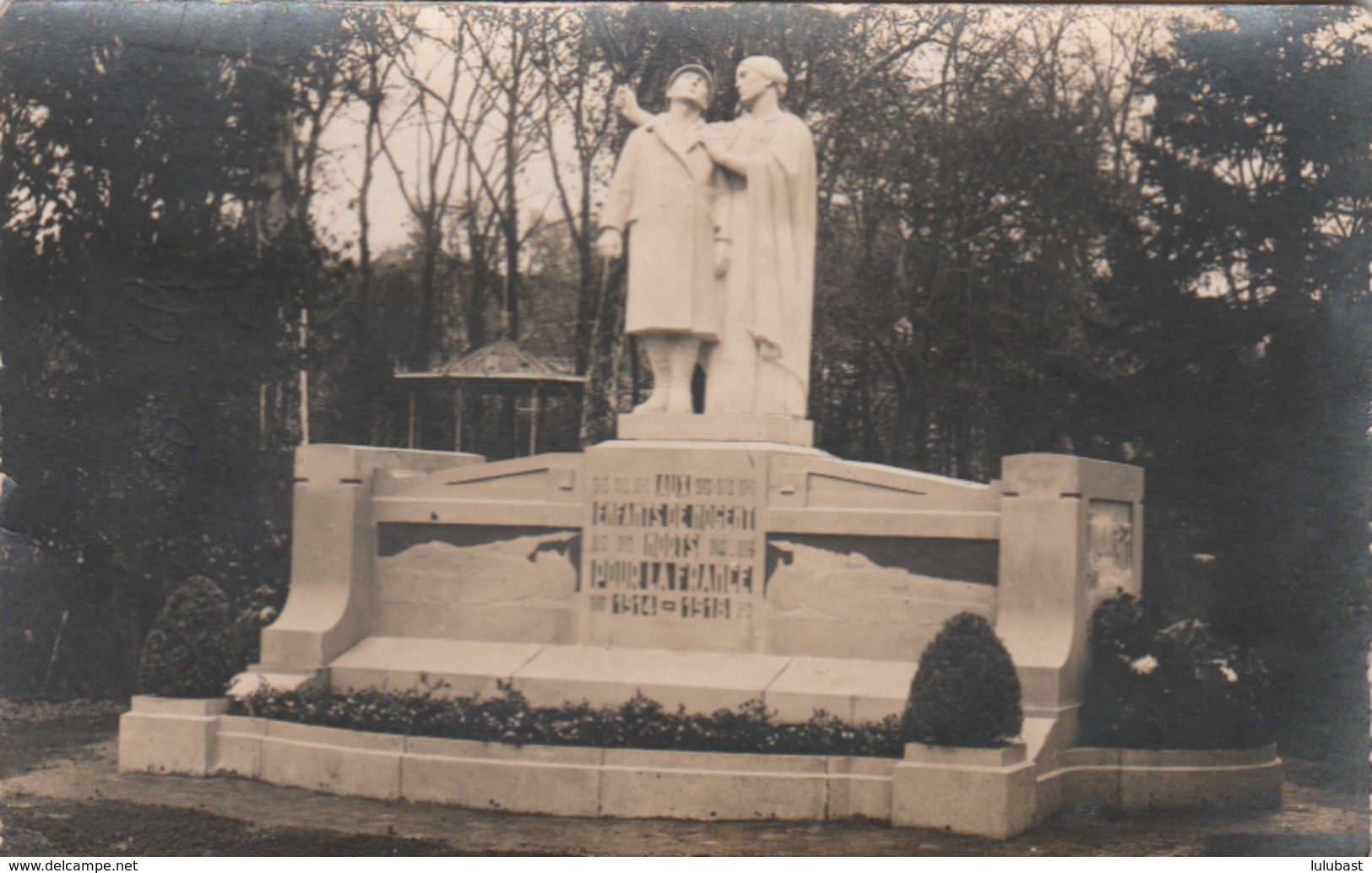 Nogent Le Rotrou : Carte-photo Du Monument Aux Morts. - Nogent Le Rotrou