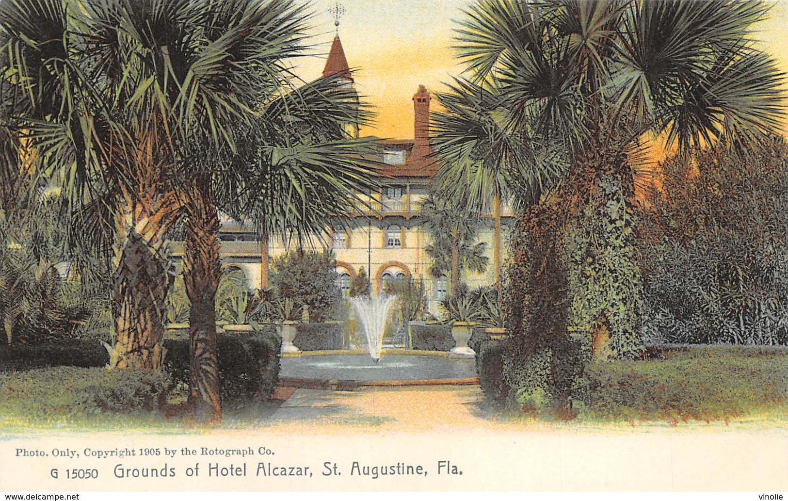 A-19-2508 : SAINT AUGUSTINE.  GROUNDS OF HOTEL ALCAZAR. - St Augustine