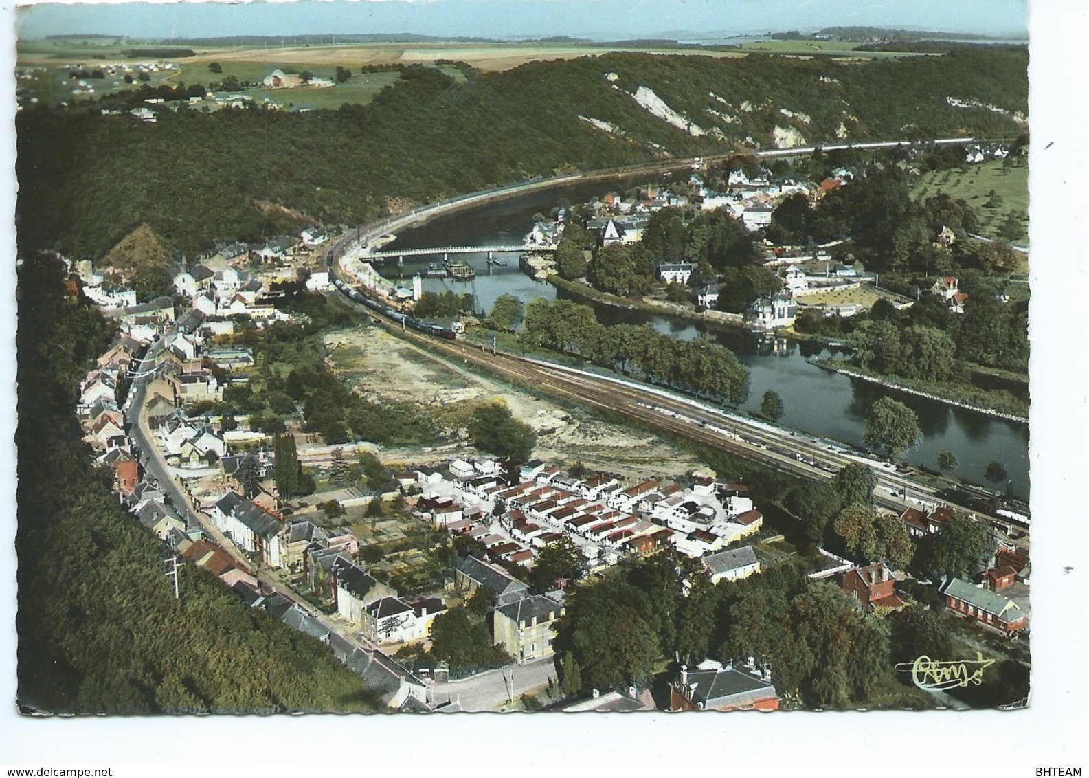 Hastière Vue Générale Aérienne ( Vue Sur La Gare ) - Hastiere