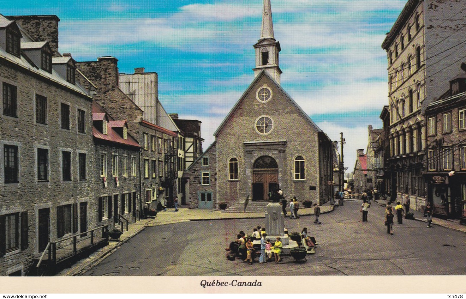 CANADA---QUEBEC---place Royale Et église Notre Dame Des Victoires--voir 2 Scans - Québec - La Cité