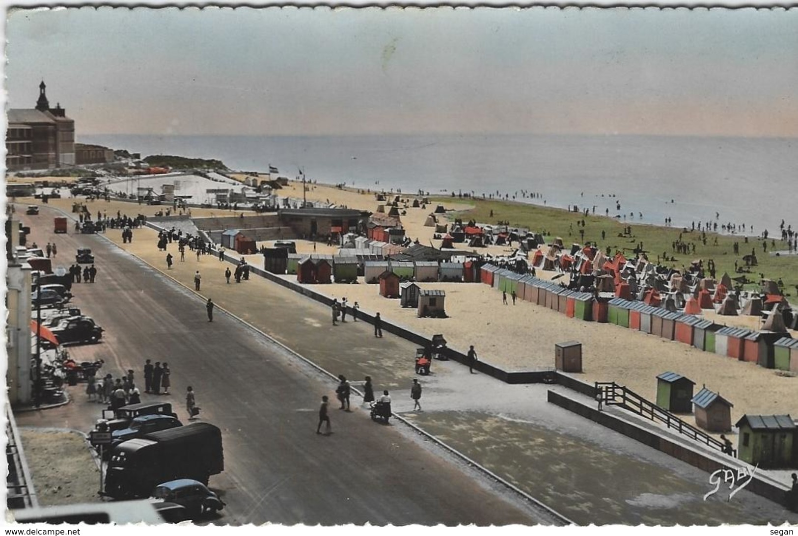 BERCK PLAGE L'ESPLANADE ET LA PLAGE    1955 - Berck