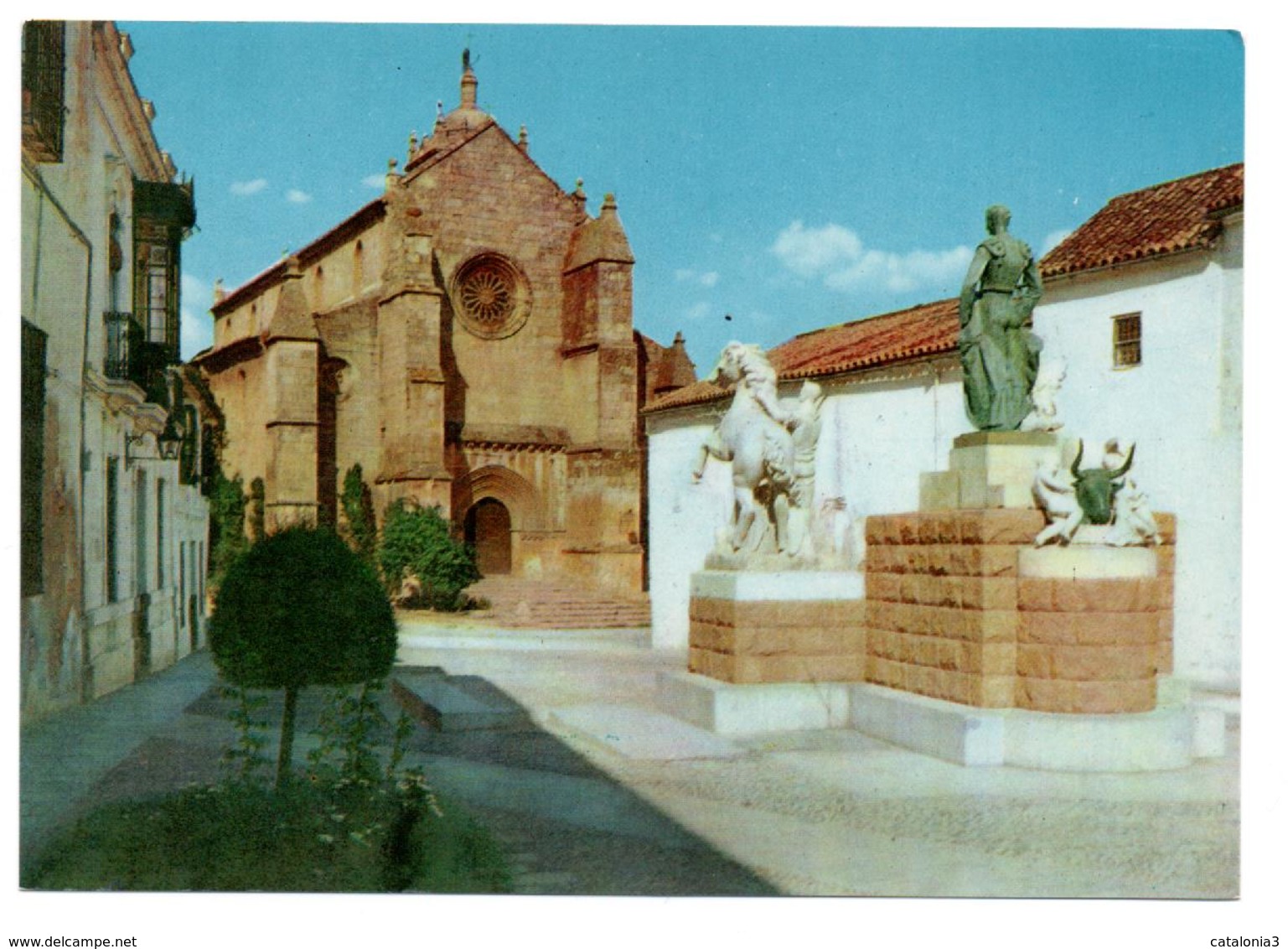 TOROS -  CORDOBA - MONUMENTO A MANOLETE - TORERO - Corridas