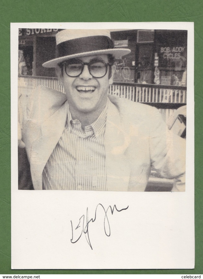 ELTON JOHN   AUTOGRAPHE / AUTOGRAMM  Card+Photo  15/20  Cm - Autres & Non Classés