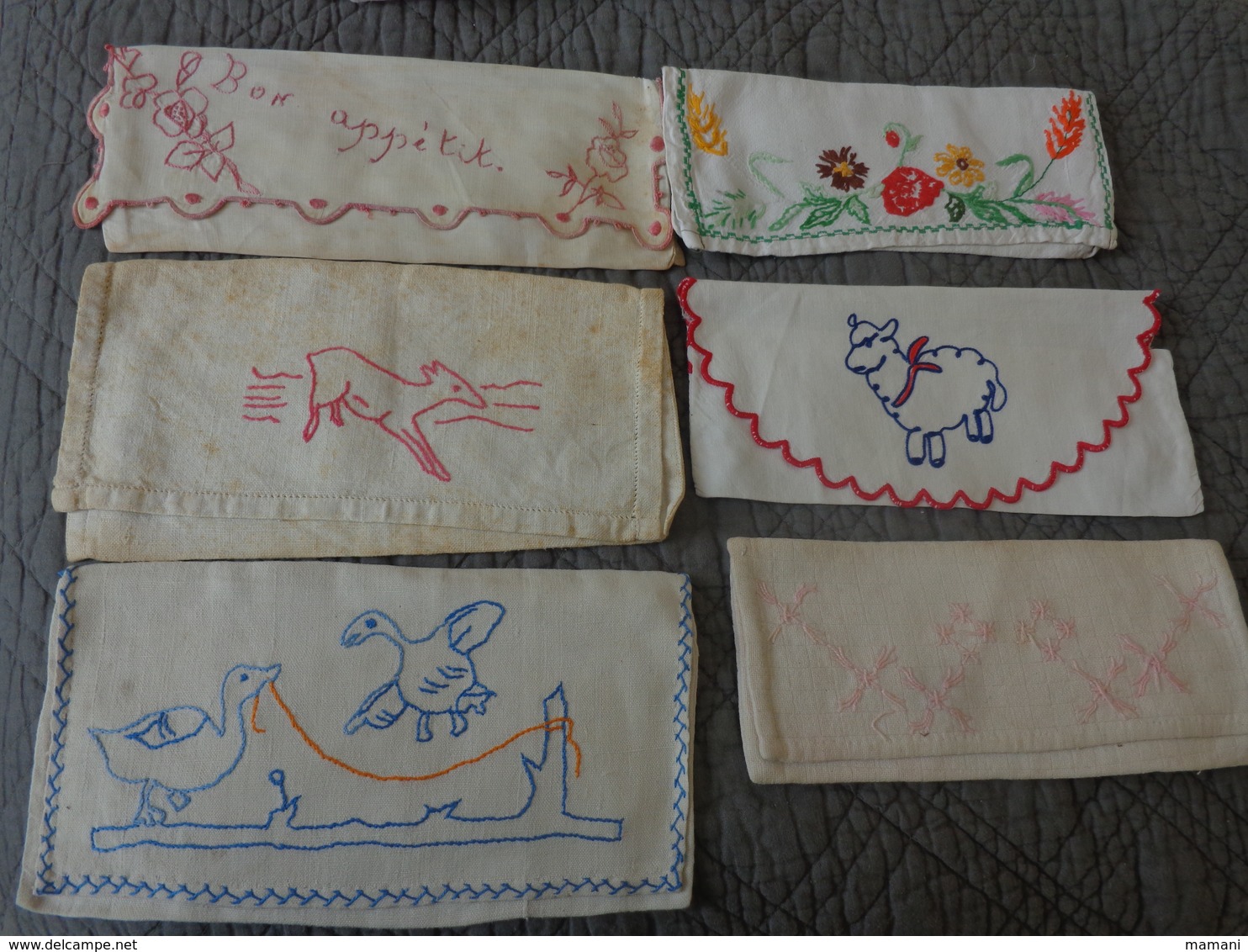 lot de  91 porte serviettes  vintage..poussin-fleur-chat-poule-chat-alsacienne-lapin-oie-papillon etc...