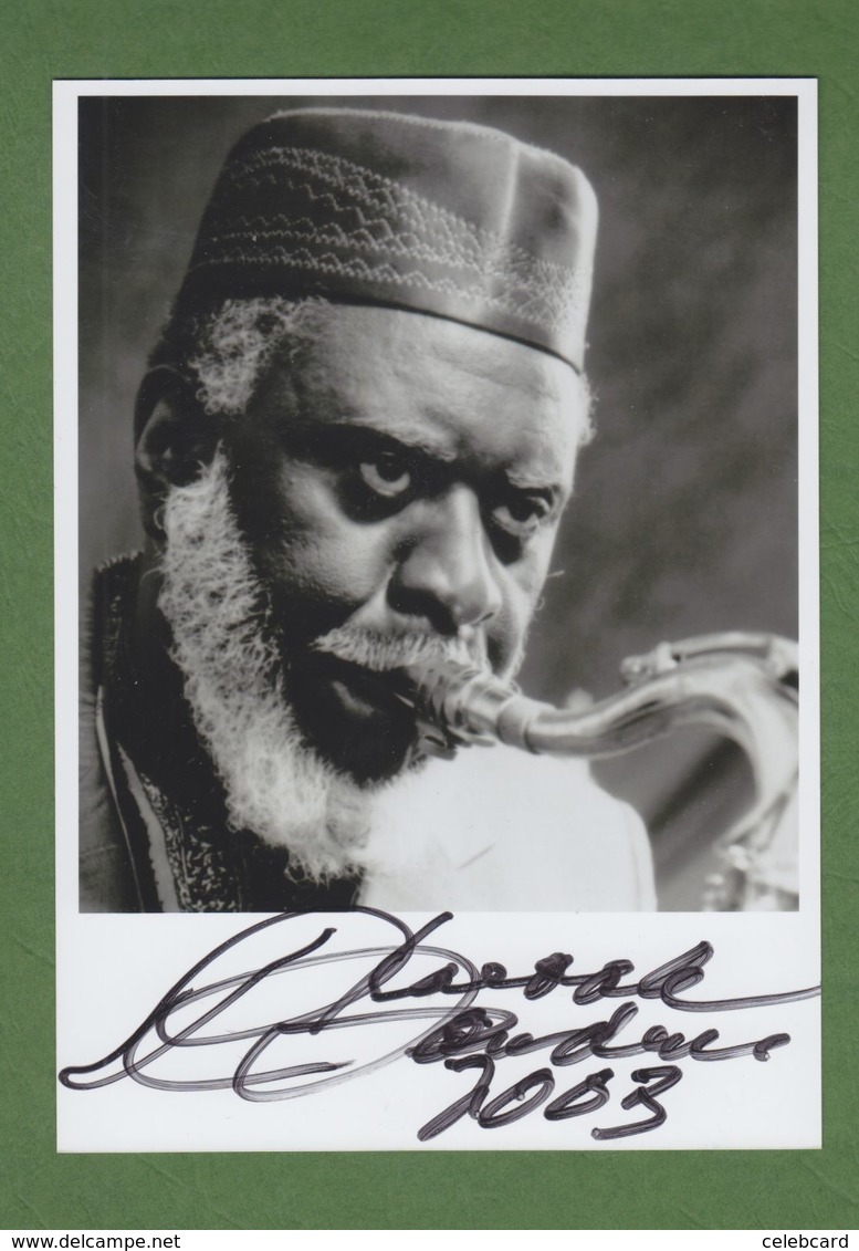 PHAROAH SANDERS   AUTOGRAPHE / AUTOGRAMM  Photo 13/18 Cm  *JAZZ* - Autres & Non Classés