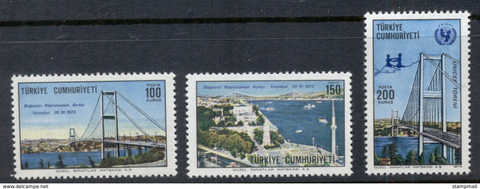 Turkey 1973 Bosphorus Bridge MUH - Unused Stamps