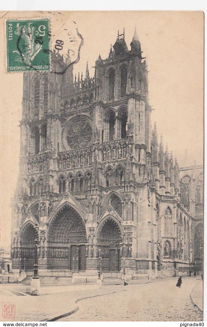 CP , 80 , AMIENS , La Cathédrale - Amiens