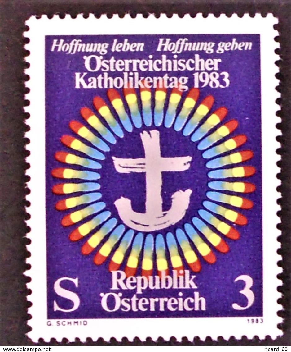 Timbre Neuf** D'autriche, N°1579 Yt, Journée Des Catholiques Autrichiens, Couronne Spectrale Et Croix Ancrée - Neufs