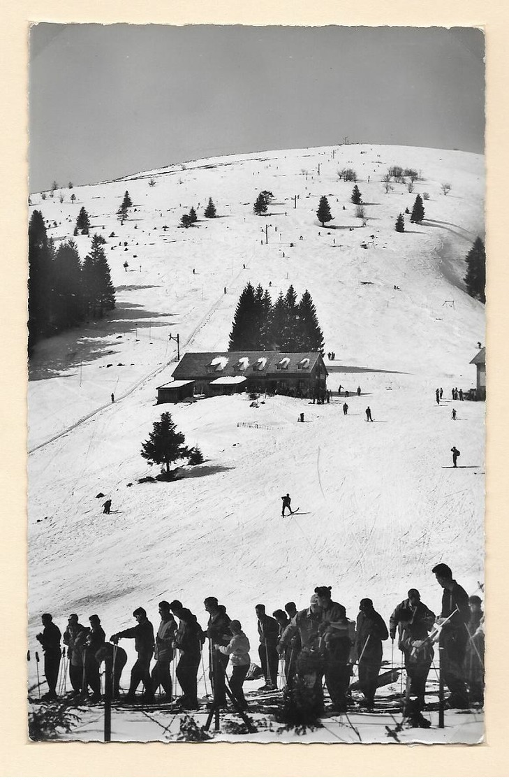 SKI CLUB HOHNECK Ferme Du GASCHNEY Sur La Piste - Muhlbach (68) - Skieurs Au Remonte Pente - Colmar