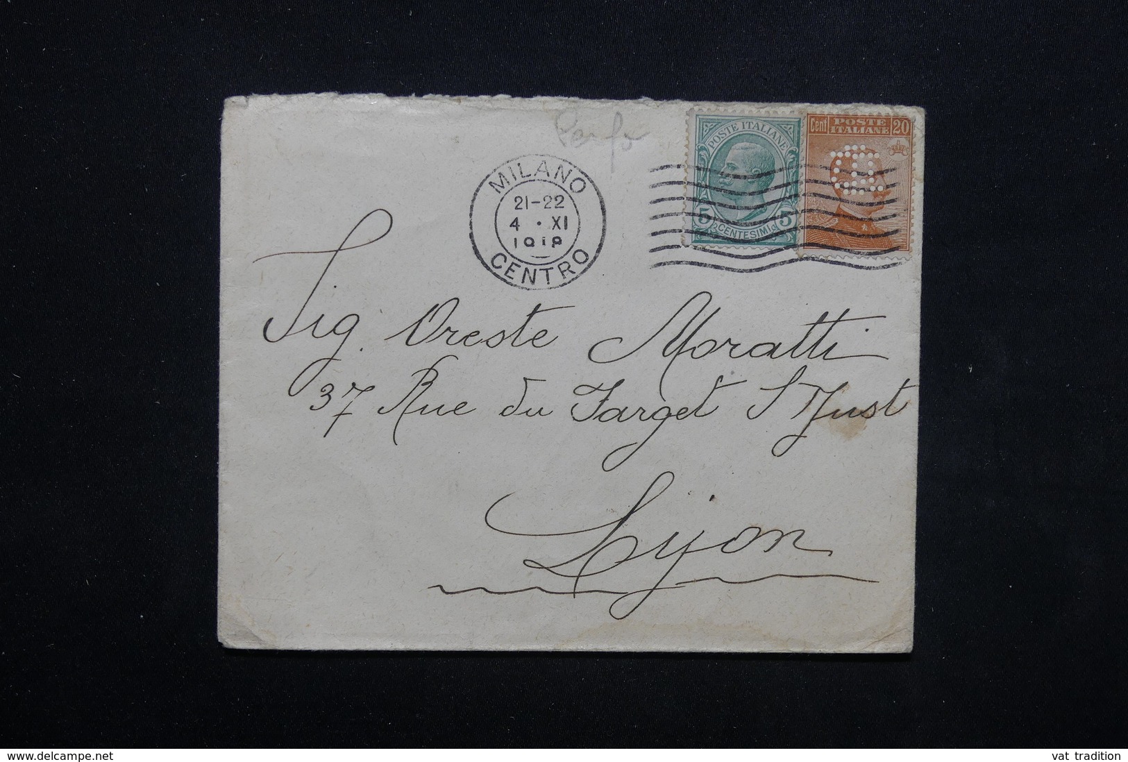 ITALIE - Enveloppe De Milano Pour Lyon En 1918 , Affranchissement Plaisant Dont Perforé - L 23709 - Poststempel