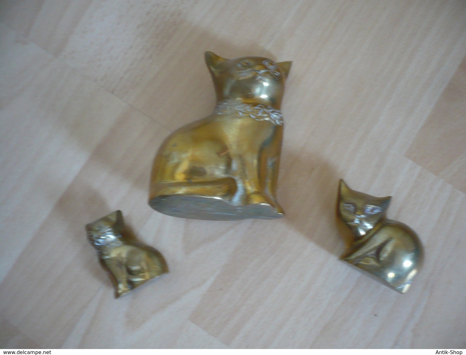3 Katzen Aus Messing   (755) Preis Reduziert - Autres & Non Classés