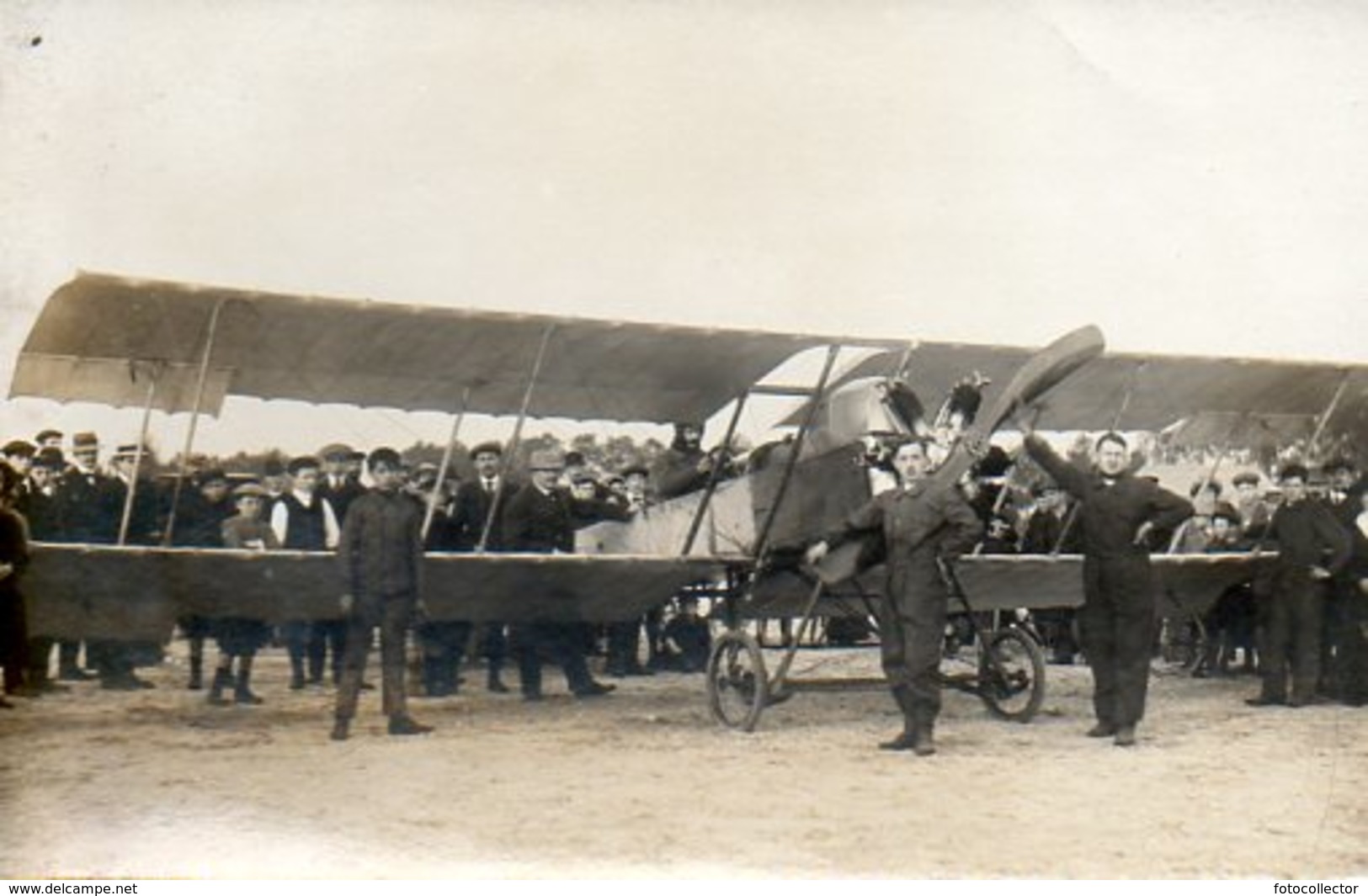 Avion Avec Pilote Et Mécaniciens Par Photographe 32 Rampe Beauvoisine Rouen (76) - Aviation