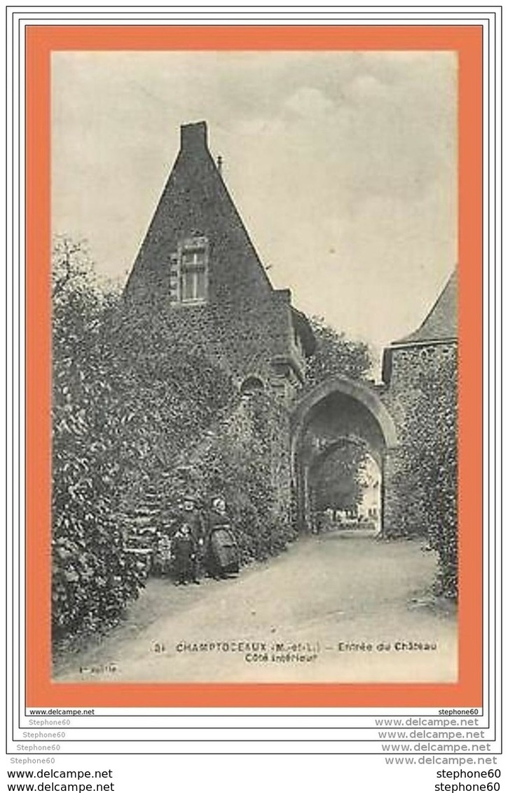 A372/337 49 - CHAMPTOCEAUX Entrée Du Chateau Coté Intérieur - Autres & Non Classés