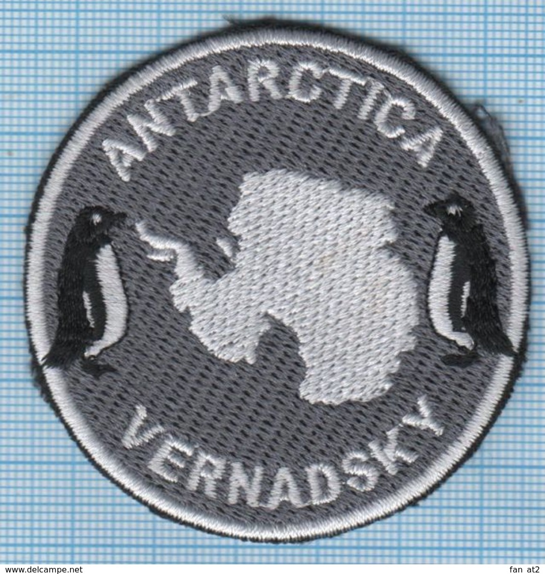 UKRAINE/ Patch / ANTARCTICA / Vernadsky Station / Fauna / Penguin . - Patches