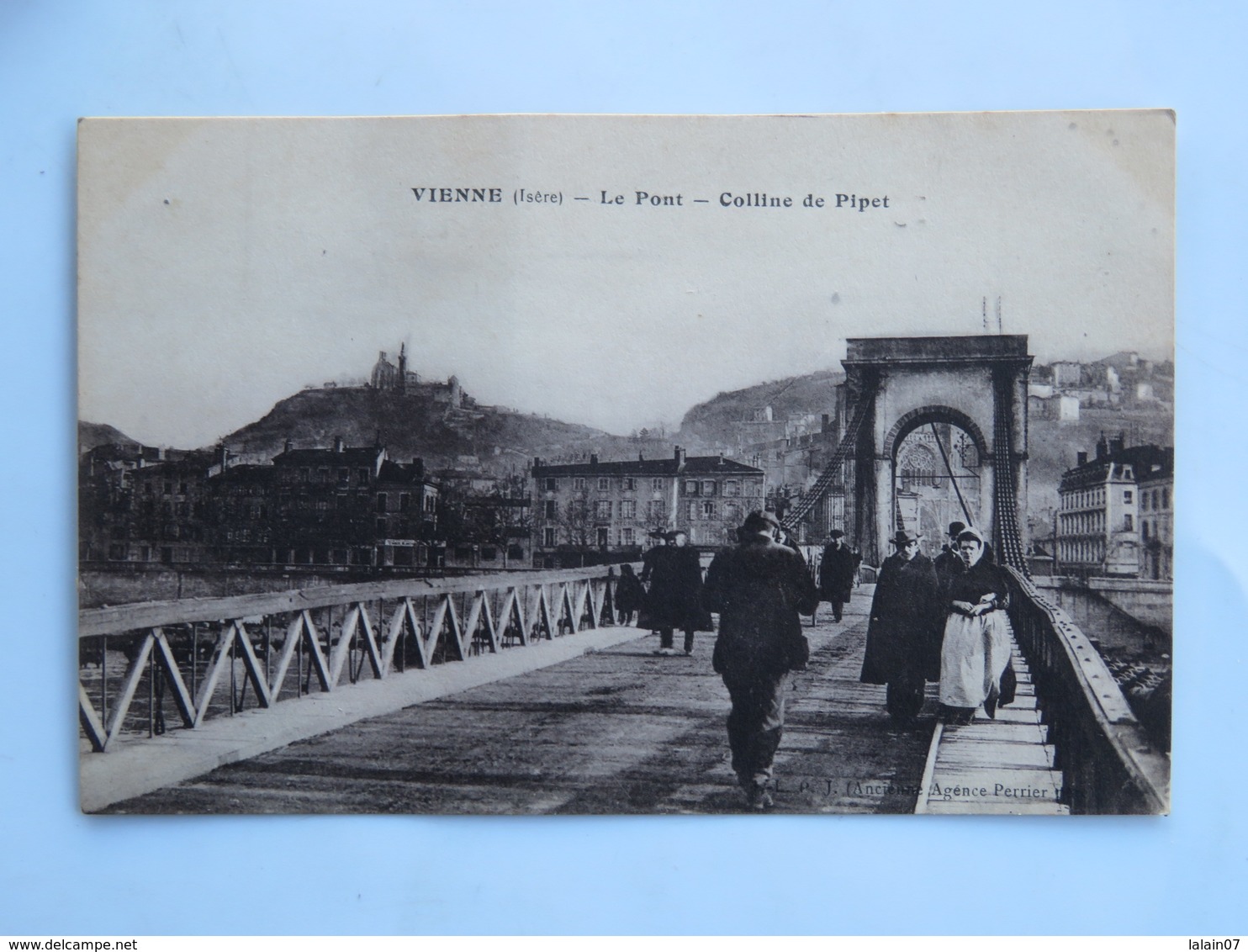 C.P.A. : 38 VIENNE : Le Pont Colline De Pipet, Animé - Vienne