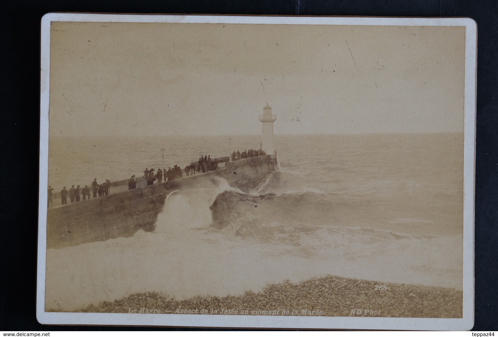 PHOTO LE HAVRE 76 ASPECT DE LA JETEE AU MOMENT DE LA MAREE PHARE VAGUE PERSONNAGES  PHOTOGRAPHIE N D - Alte (vor 1900)