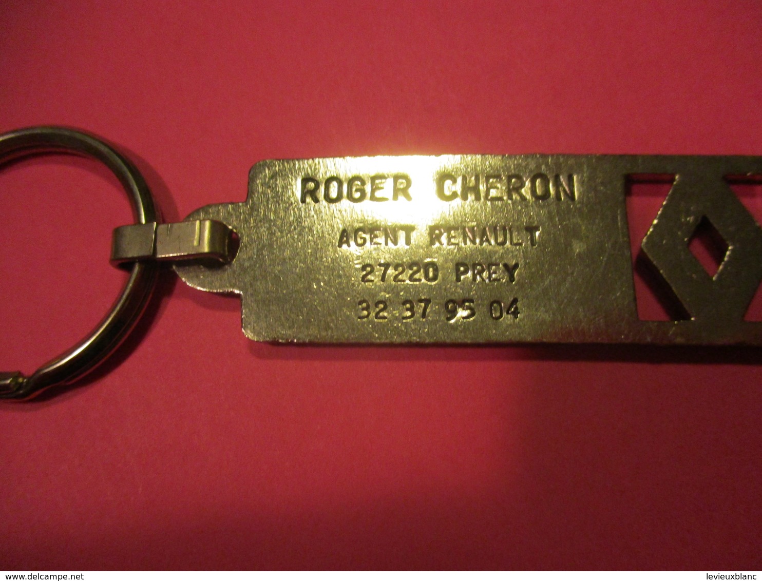 Automobile/ RENAULT/Roger Chéron/ Agent Renault/PREY/ Eure/ Métallique /Bronze Chromé/ Vers 1970-1980       POC420 - Key-rings