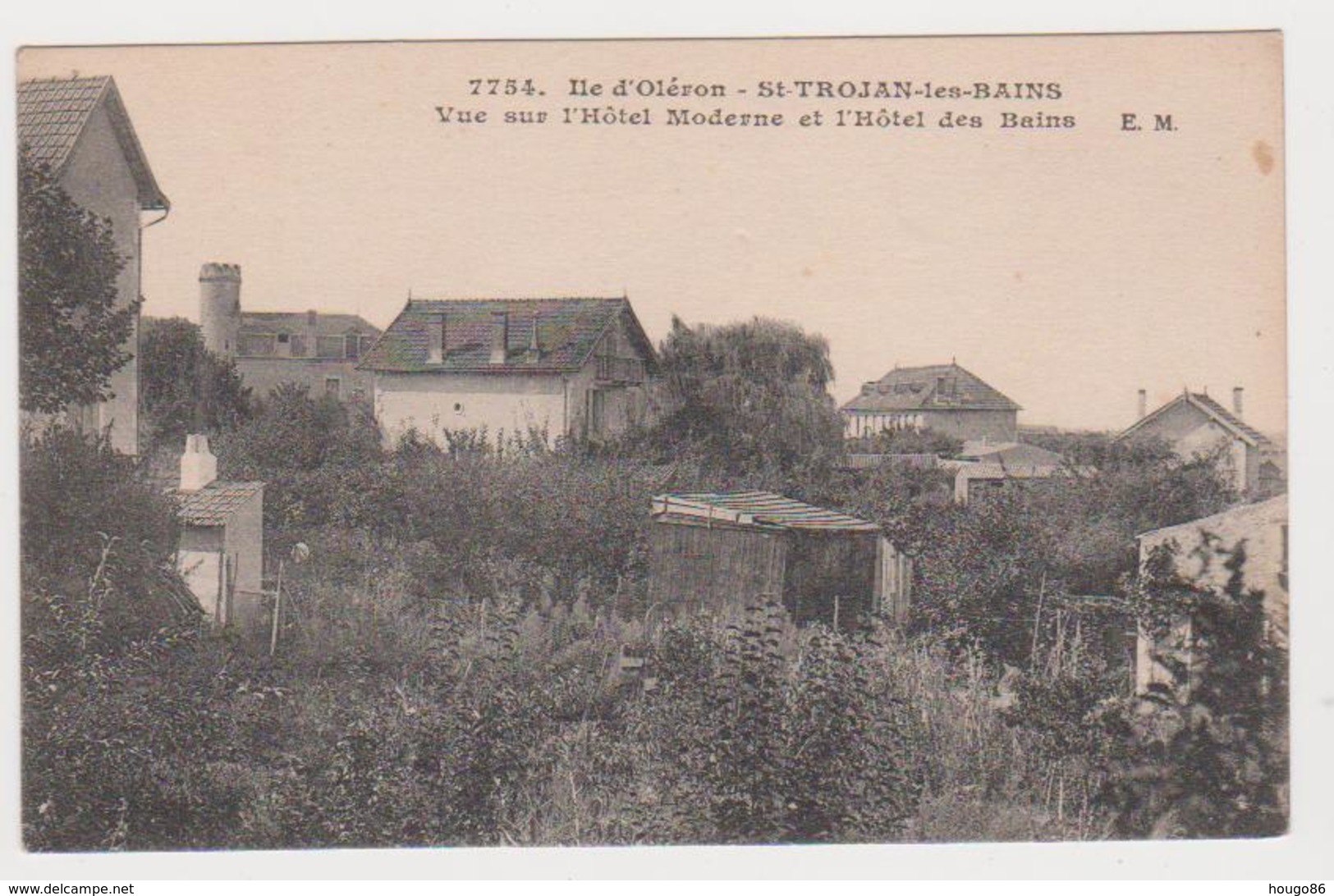 Saint-Trojan, Vue Sur L'Hôtel Moderne Et L'Hôtel Des Bains - Ile D'Oléron