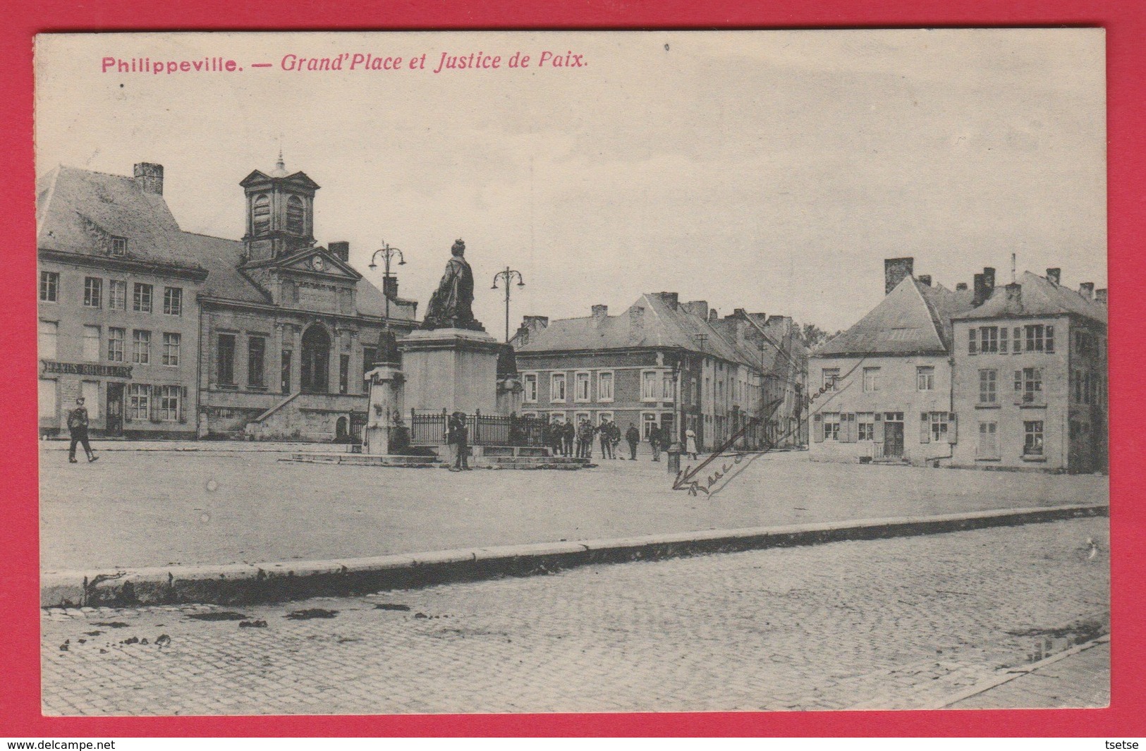 Philippeville - Grand'Place Et Justice De Paix  -1921( Voir Verso) - Philippeville