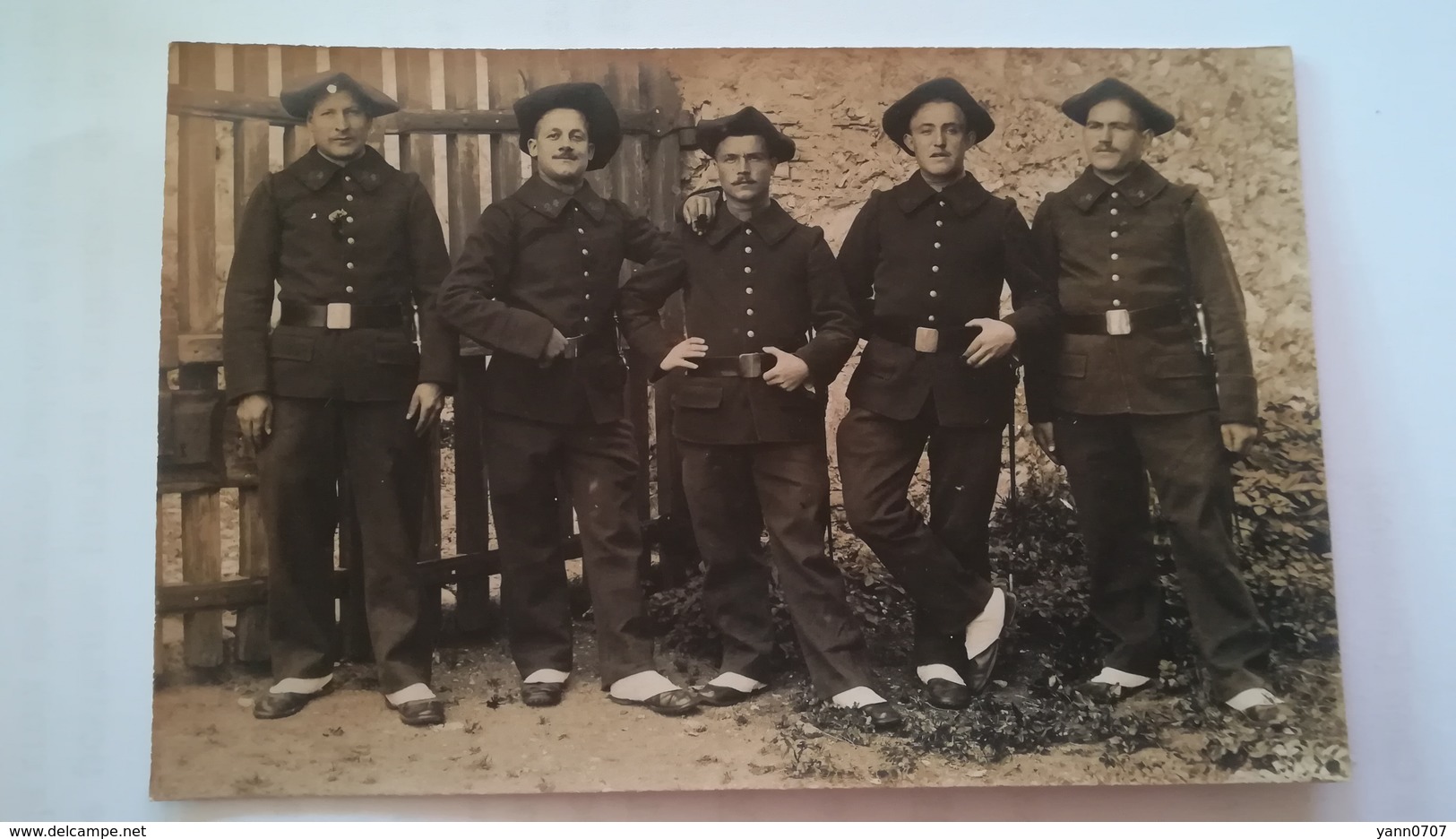 Carte Photo Groupe De Chasseurs Du 24e BCA - Régiments