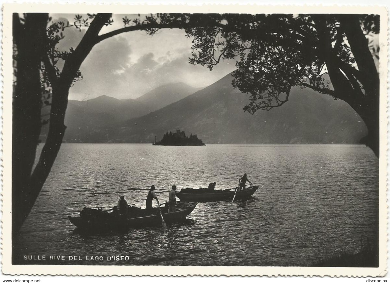 W1442 Sulle Rive Del Lago D'Iseo (Bergamo Brescia) - Barche Di Pescatori - Panorama / Viaggiata 1957 - Altri & Non Classificati