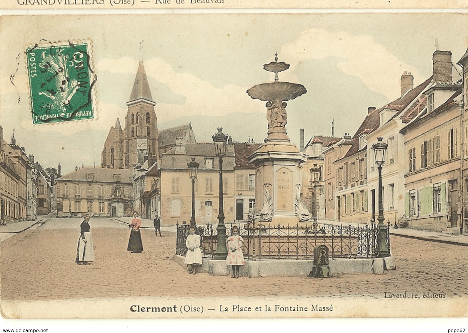 Clermont- La Place Et La Fontaine Massé-cpa - Clermont