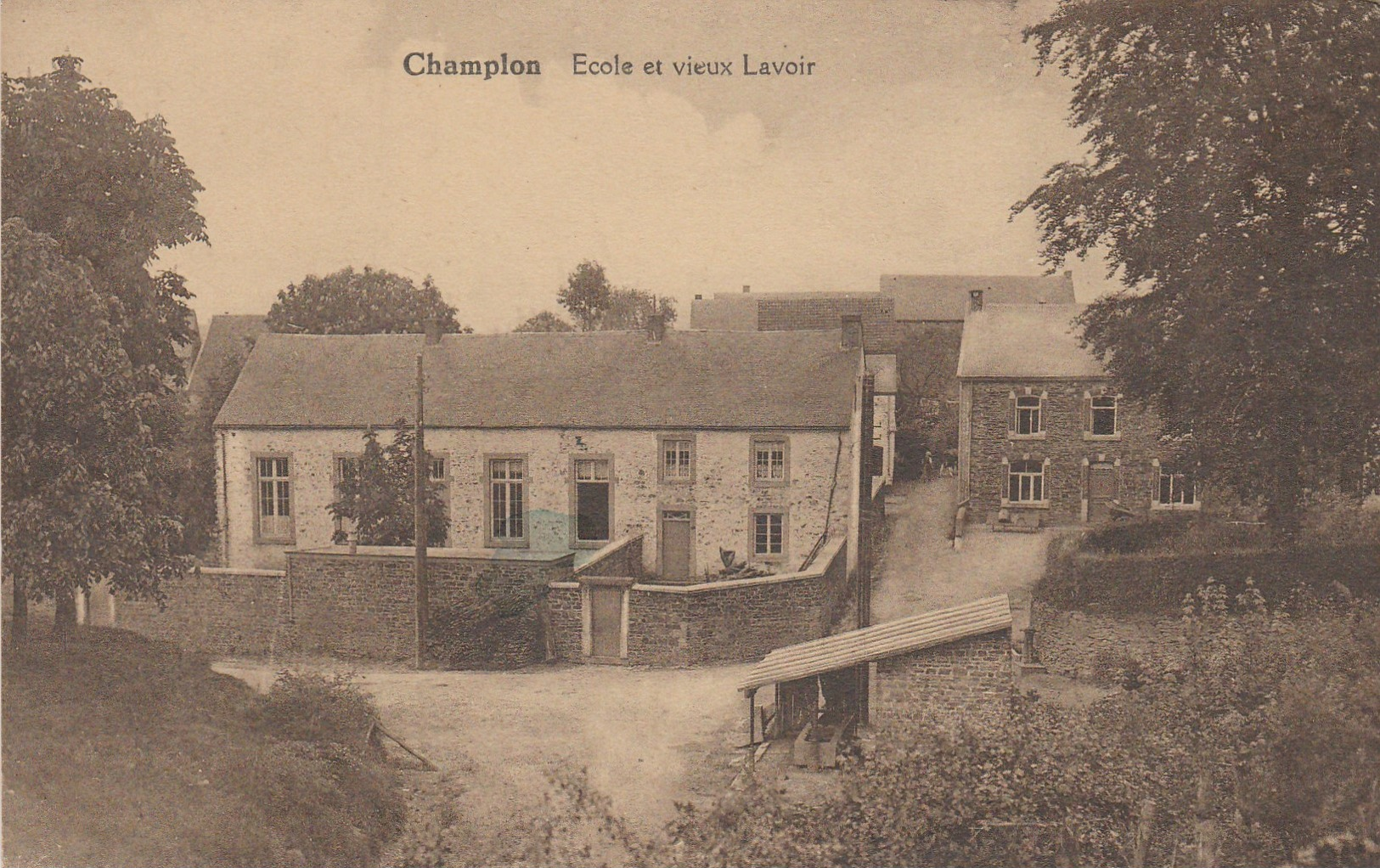 Champlon ,(Ardenne )Tennville ,  Ecole Et Vieux Lavoir , ( Lavandière ) RARE - Tenneville