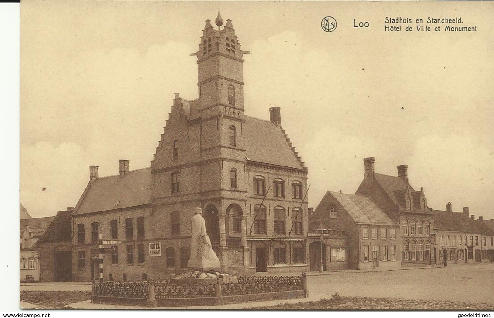 Loo Stadhuis En Standbeeld (142) - Lo-Reninge