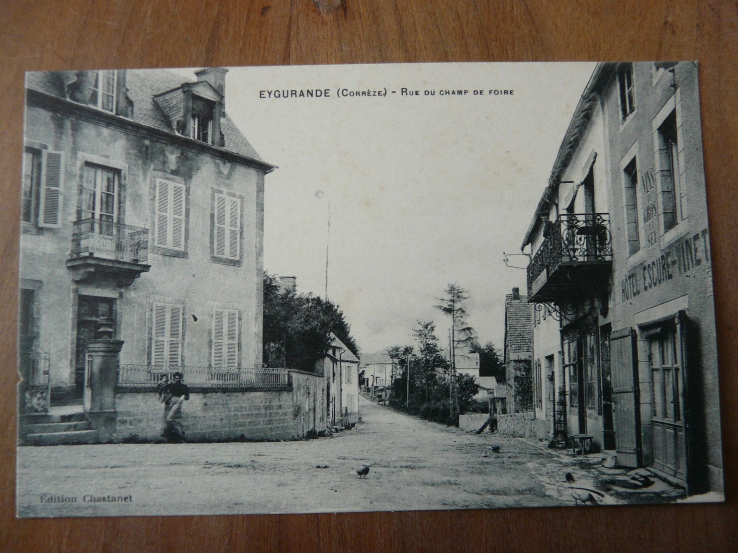 CPA 2 - Carte Postale - EYgurande - Rue Du Champ De Foire - Eygurande