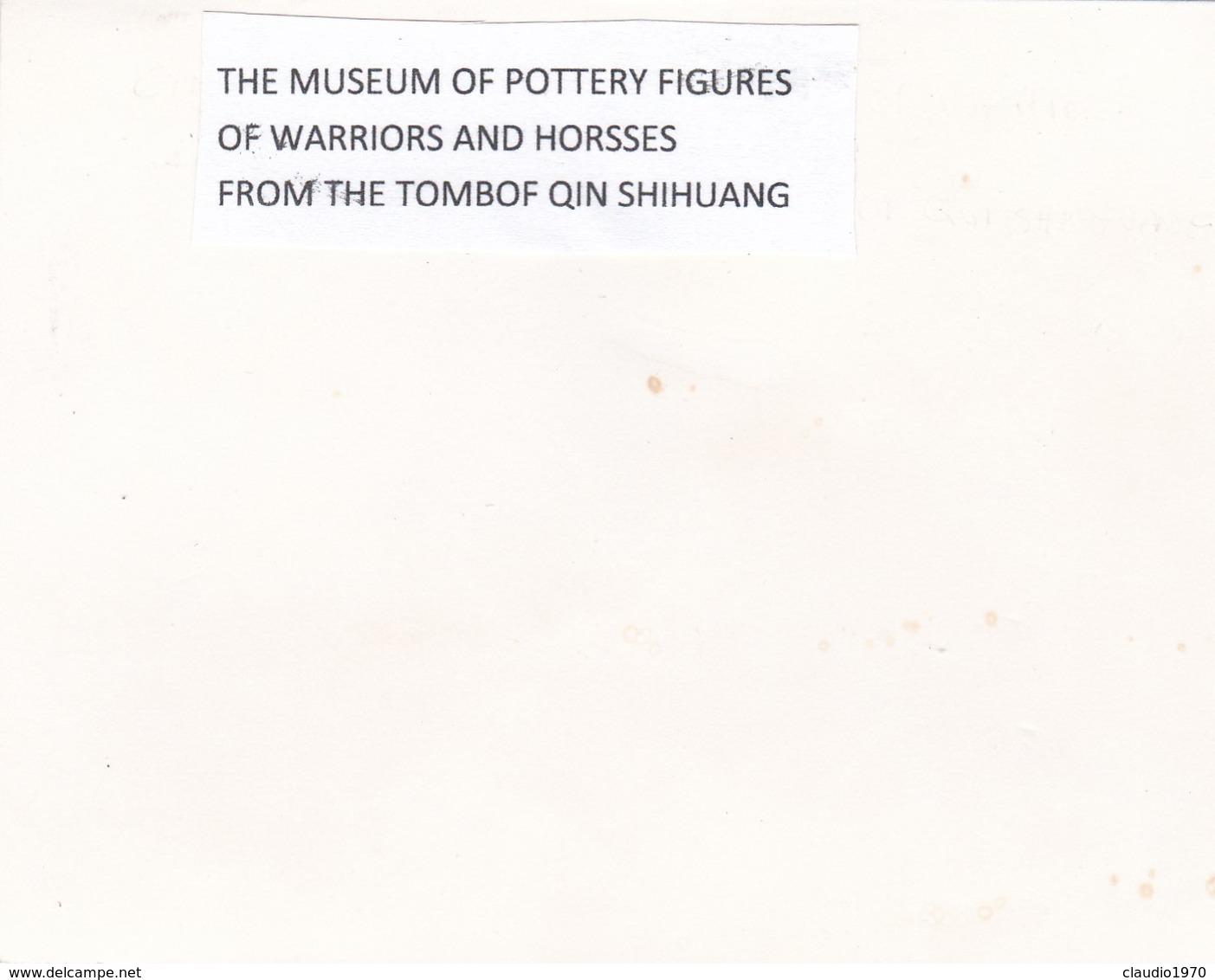 FOTOGRAFIA - CINA - THE MUSEUM OF POTTERY FIGURES  OF WARRIORS AND HORSSES  FROM THE TOMBOF QIN SHIHUANG. - Cina