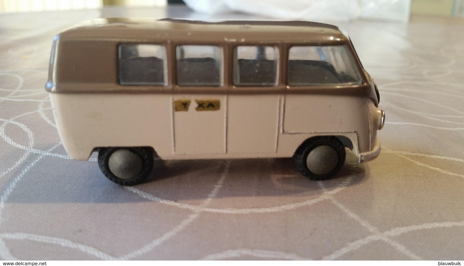 Tekno 410 Volkswagen taxa splitscreen combi type 1