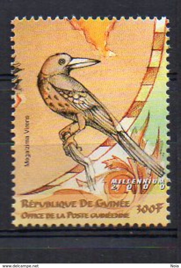 GUINEA. MILLENNIUM. 2000 ACROSS THE CONTINENTS. MNH (2R4808) - Unclassified