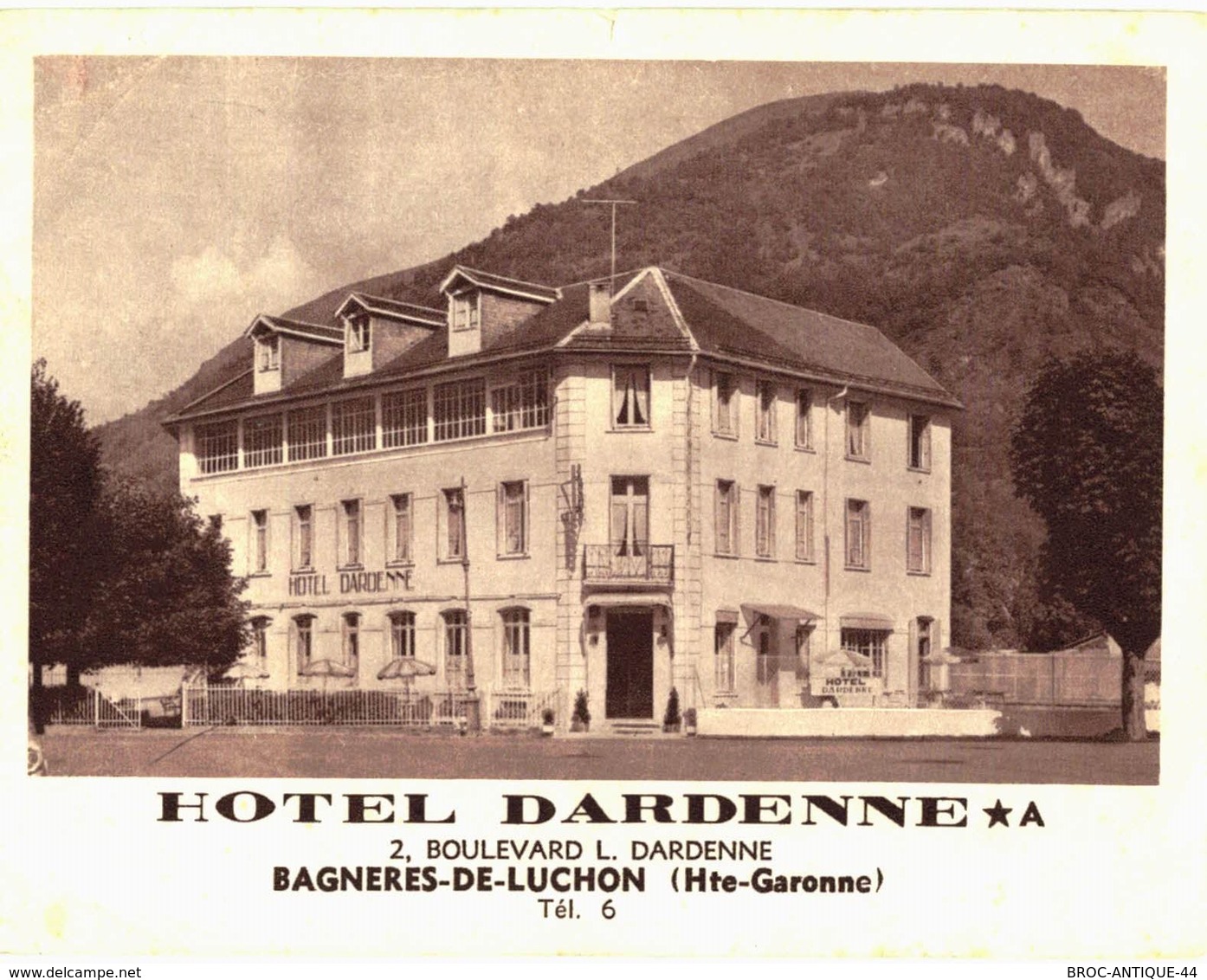 CPM* N°2167 -LOT DE 2 CARTES DE BAGNERES-DE-LUCHON- HOTEL DARDENNE CARTE DOUBLE+ VALLEE DU LYS - LAC VERT - VUE AERIENNE - Autres & Non Classés