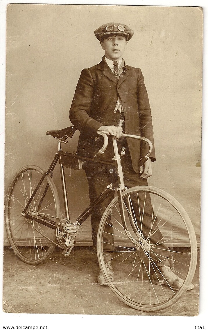 21 - Jeune Cycliste - Cyclisme