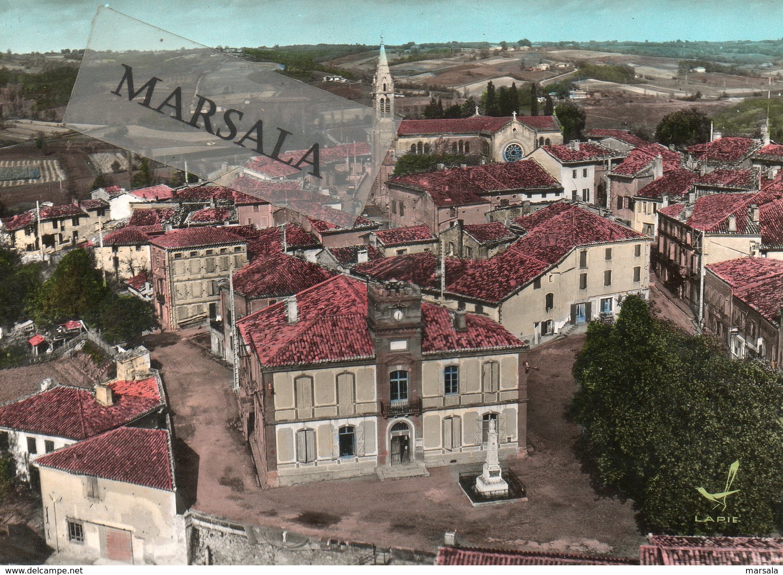 CPSM Monclar  De Quercy  Vue Générale  Et Mairie - Montclar De Quercy