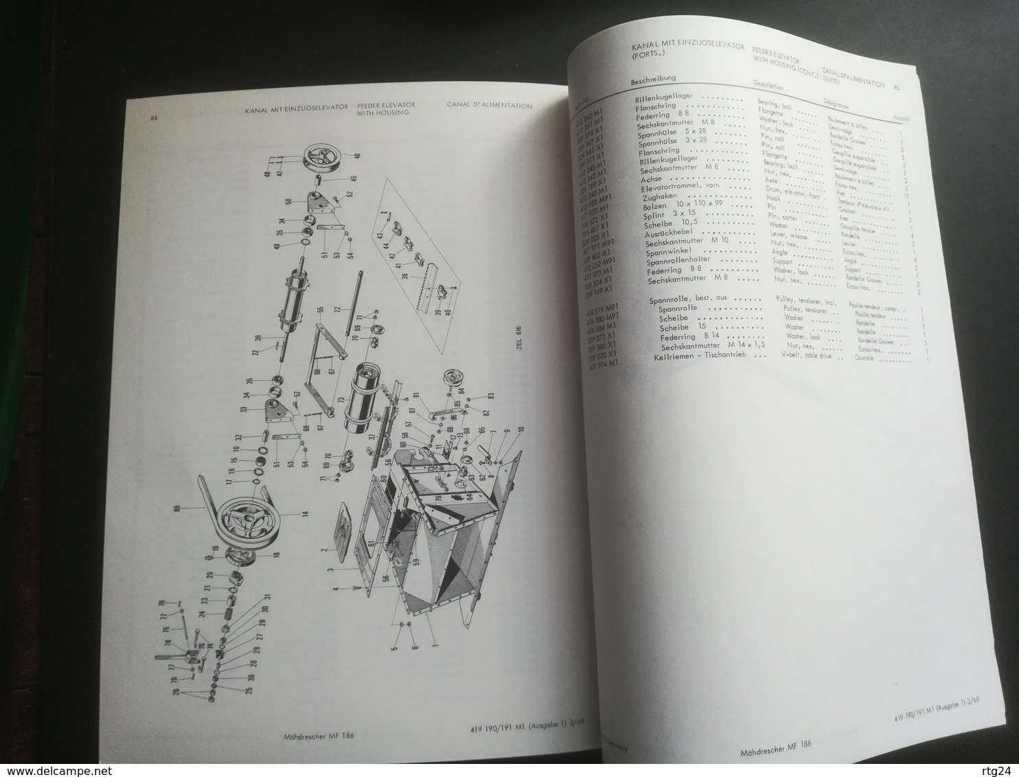 MASSEY - FERGUSON .MOISSONNEUSE-BATTEUSE  . TYPE MF 186.CATALOGUE PIECES DE RECHANGE DE 1969. TRES BON ETAT.