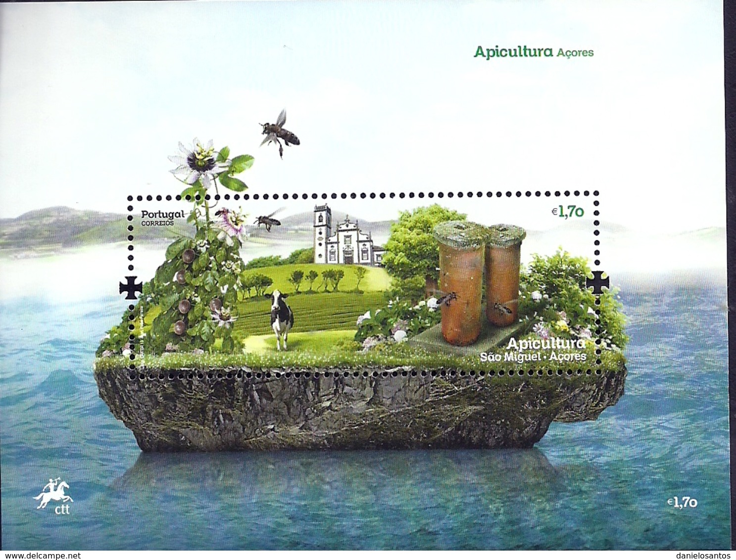 Portugal Azores Açores 2013 Apiculture Bees Honeycomb Souvenir Sheet MNH - Fábricas Y Industrias