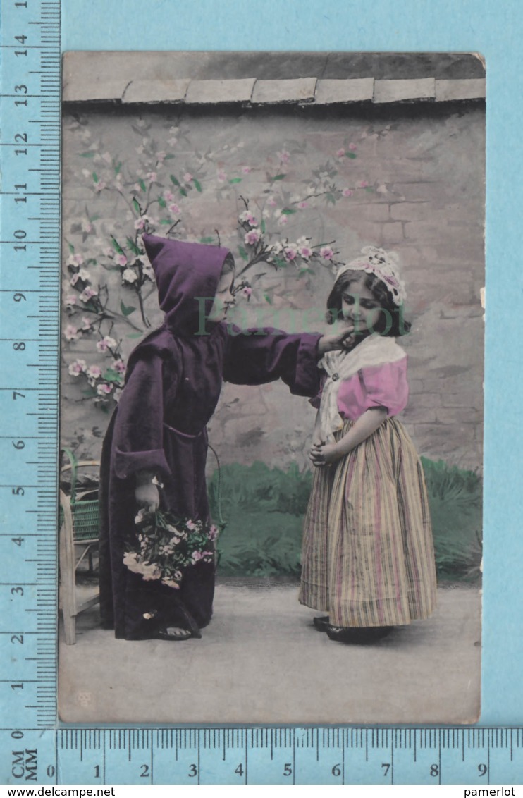CPA - Enfant Deguisé Enmoine Et Jeune Fille - A Servie En 1911 - Post Card Carte Postale - Cartes Humoristiques