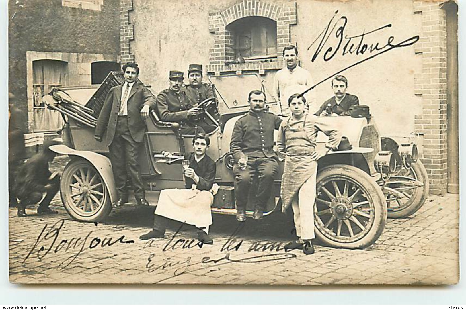 Carte-Photo - Militaires Autour D'une Voiture - 131è Orléans ? - Matériel