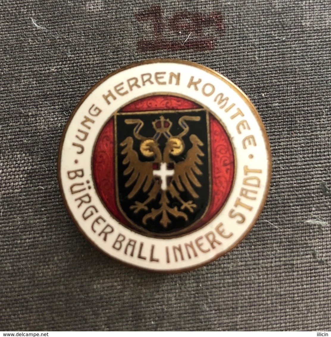 Badge Pin ZN008094 - Association Jung Herren Komitee Bürgerball Innere Stadt Wien (Vienna) Austria - Armee